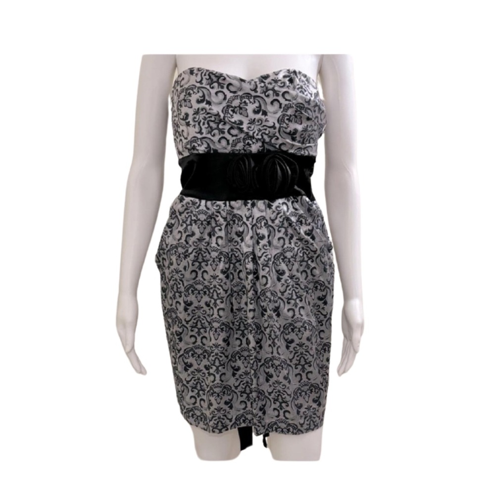 Juniors Damask Print Silver and Black Strapless Mini Dress with Pockets